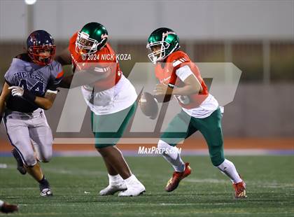 Thumbnail 3 in Inglewood vs. Leuzinger photogallery.