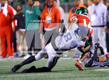 Thumbnail 1 in Inglewood vs. Leuzinger photogallery.