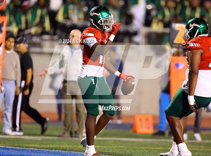 Thumbnail 2 in Inglewood vs. Leuzinger photogallery.