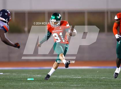 Thumbnail 3 in Inglewood vs. Leuzinger photogallery.