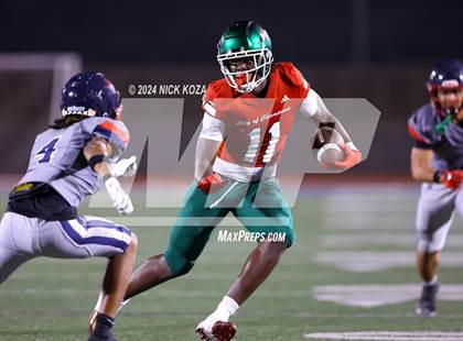 Thumbnail 2 in Inglewood vs. Leuzinger photogallery.