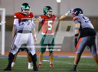 Thumbnail 3 in Inglewood vs. Leuzinger photogallery.