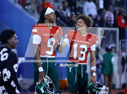 Thumbnail 3 in Inglewood vs. Leuzinger photogallery.
