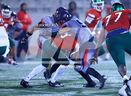 Thumbnail 2 in Inglewood vs. Leuzinger photogallery.