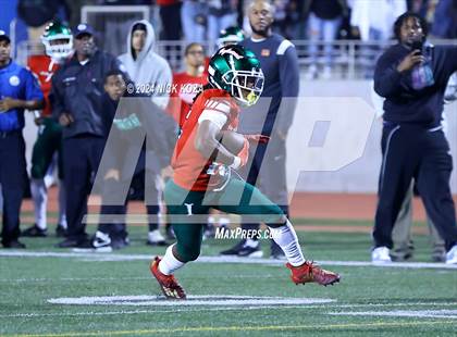 Thumbnail 3 in Inglewood vs. Leuzinger photogallery.
