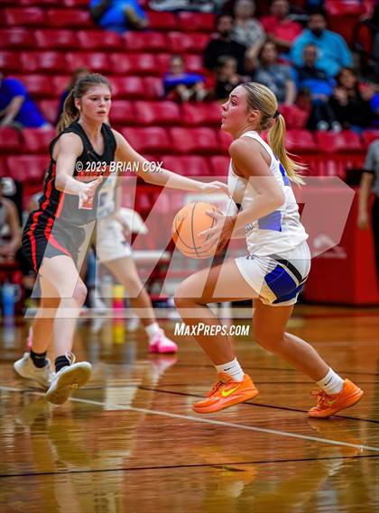 Thumbnail 1 in Bergman vs Norfork (Arvest Tournament) photogallery.