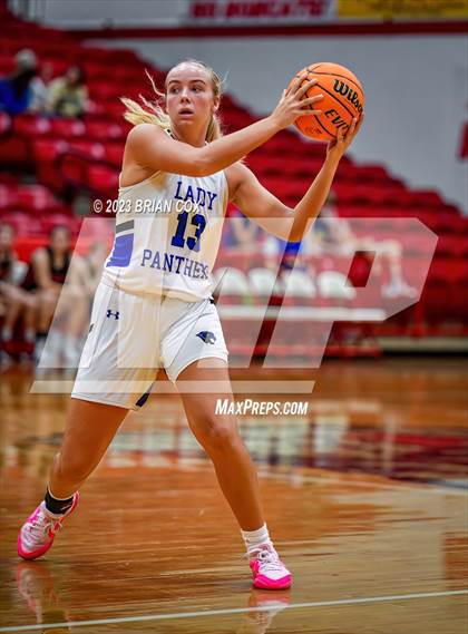 Thumbnail 3 in Bergman vs Norfork (Arvest Tournament) photogallery.