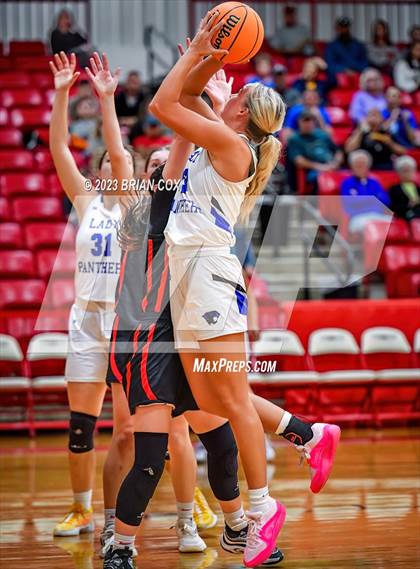 Thumbnail 3 in Bergman vs Norfork (Arvest Tournament) photogallery.