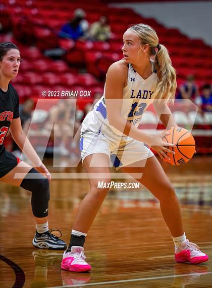 Thumbnail 1 in Bergman vs Norfork (Arvest Tournament) photogallery.