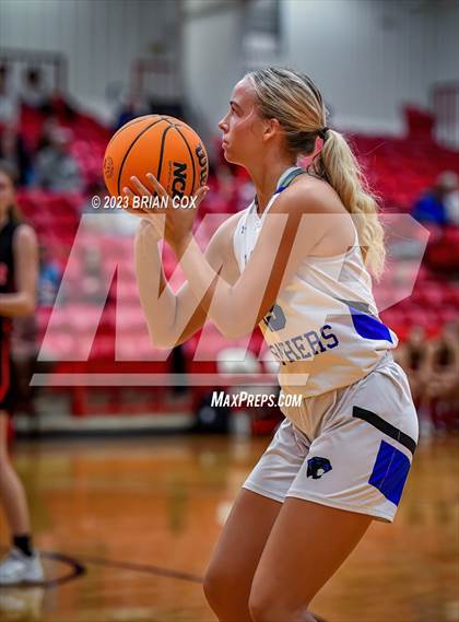 Thumbnail 3 in Bergman vs Norfork (Arvest Tournament) photogallery.