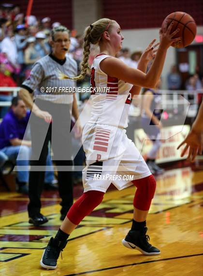Thumbnail 3 in Pottsboro vs. Mt. Vernon photogallery.