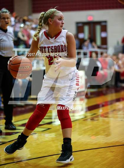 Thumbnail 1 in Pottsboro vs. Mt. Vernon photogallery.