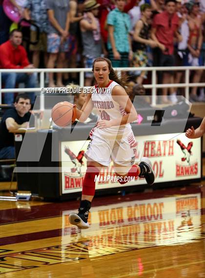 Thumbnail 3 in Pottsboro vs. Mt. Vernon photogallery.