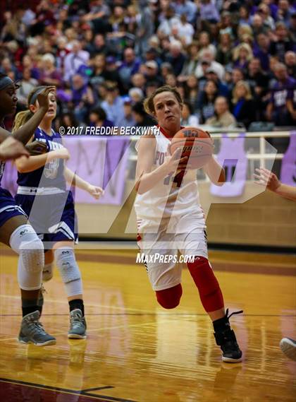 Thumbnail 3 in Pottsboro vs. Mt. Vernon photogallery.