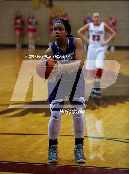 Thumbnail 1 in Pottsboro vs. Mt. Vernon photogallery.