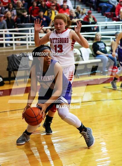 Thumbnail 2 in Pottsboro vs. Mt. Vernon photogallery.