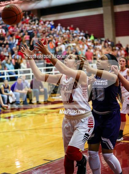 Thumbnail 2 in Pottsboro vs. Mt. Vernon photogallery.