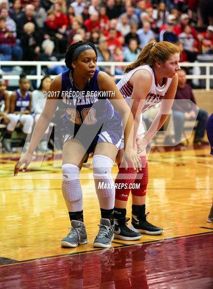 Thumbnail 3 in Pottsboro vs. Mt. Vernon photogallery.