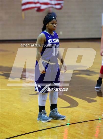 Thumbnail 1 in Pottsboro vs. Mt. Vernon photogallery.