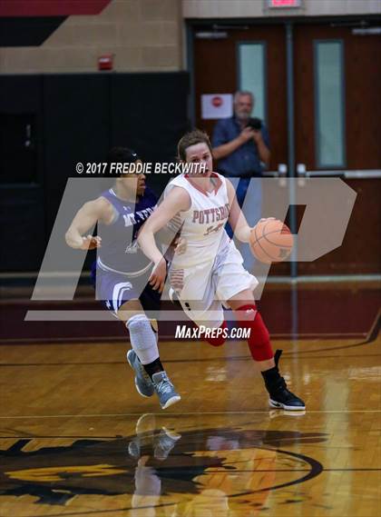 Thumbnail 2 in Pottsboro vs. Mt. Vernon photogallery.