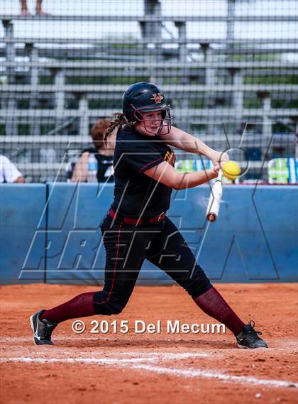 Thumbnail 2 in West Nassau vs. Lake Wales photogallery.