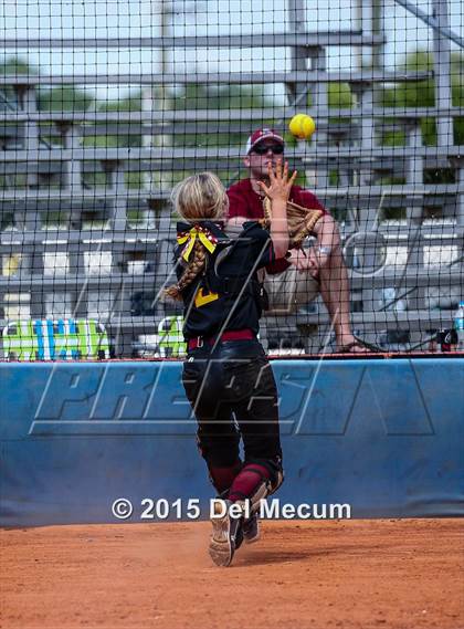 Thumbnail 2 in West Nassau vs. Lake Wales photogallery.