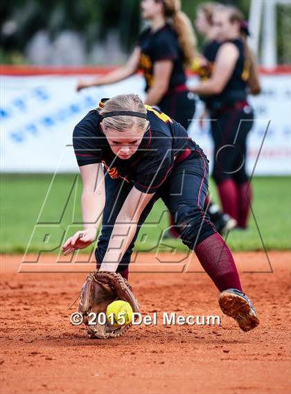 Thumbnail 1 in West Nassau vs. Lake Wales photogallery.