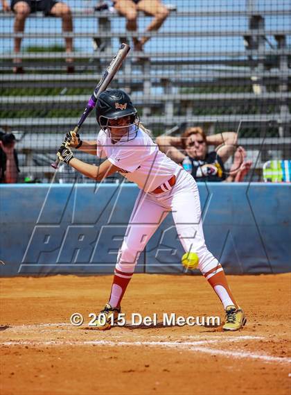 Thumbnail 2 in West Nassau vs. Lake Wales photogallery.