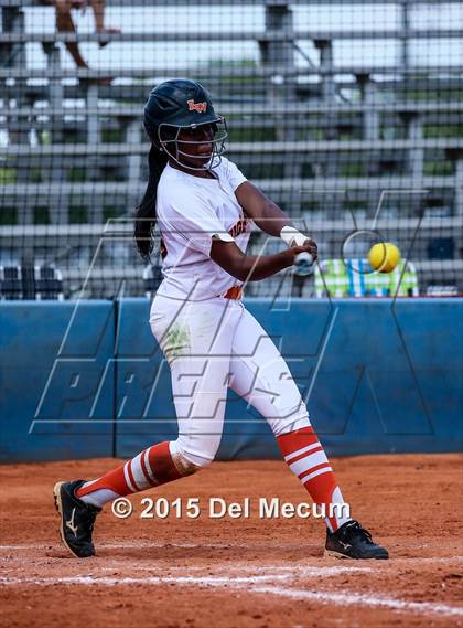 Thumbnail 1 in West Nassau vs. Lake Wales photogallery.