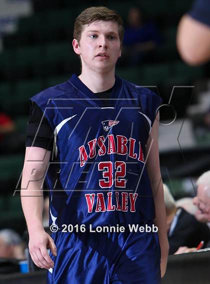 Thumbnail 2 in Middle Early College vs. AuSable Valley (NYSPHSAA Class C Semifinal) photogallery.