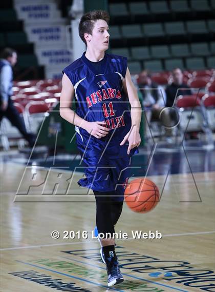 Thumbnail 1 in Middle Early College vs. AuSable Valley (NYSPHSAA Class C Semifinal) photogallery.