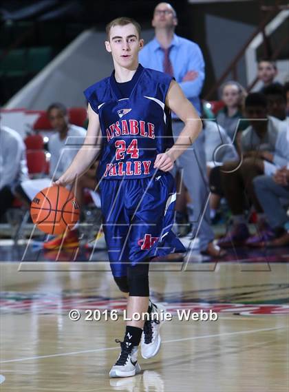 Thumbnail 2 in Middle Early College vs. AuSable Valley (NYSPHSAA Class C Semifinal) photogallery.