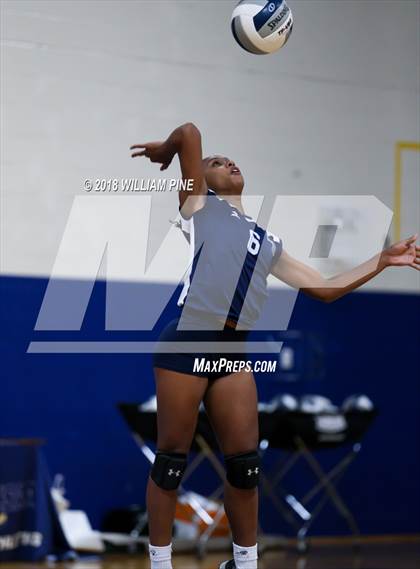 Thumbnail 3 in Pine Bush vs Kingston (Section 9 Class AA Final) photogallery.