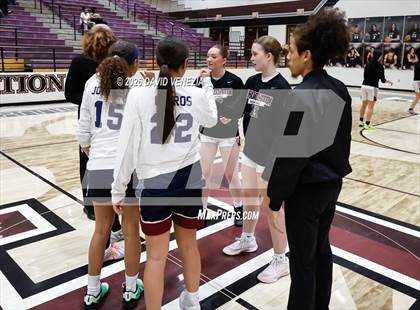 Thumbnail 1 in JV: Perry @ Hamilton photogallery.