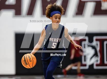 Thumbnail 2 in JV: Perry @ Hamilton photogallery.