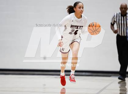 Thumbnail 3 in JV: Perry @ Hamilton photogallery.