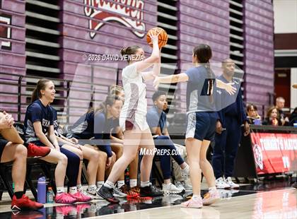 Thumbnail 1 in JV: Perry @ Hamilton photogallery.