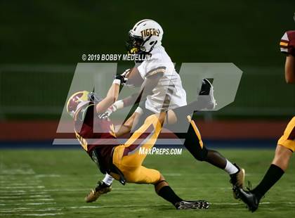 Thumbnail 2 in Edison @ Clovis West photogallery.