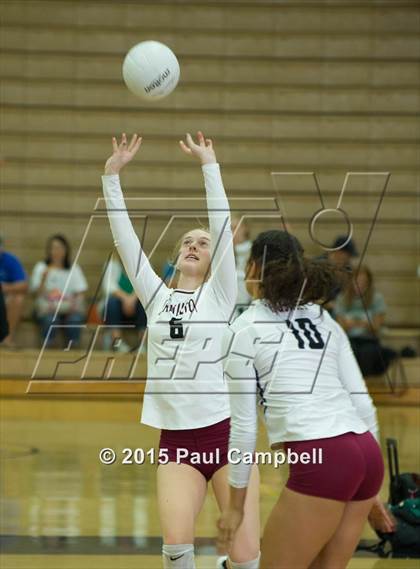 Thumbnail 2 in Hamilton vs Xavier (Gilbert Invitational) photogallery.