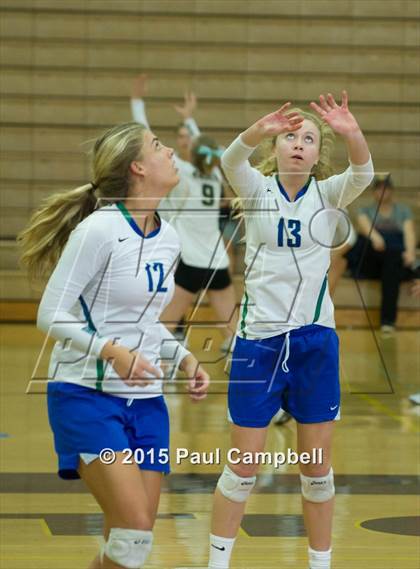 Thumbnail 2 in Hamilton vs Xavier (Gilbert Invitational) photogallery.