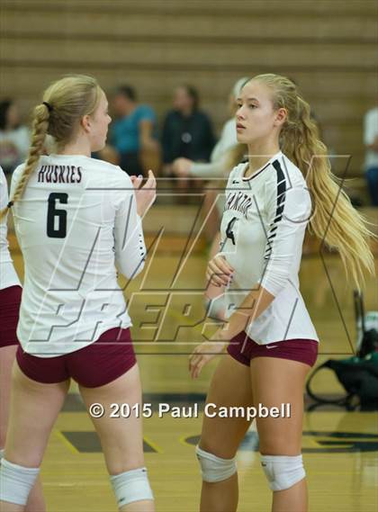Thumbnail 2 in Hamilton vs Xavier (Gilbert Invitational) photogallery.