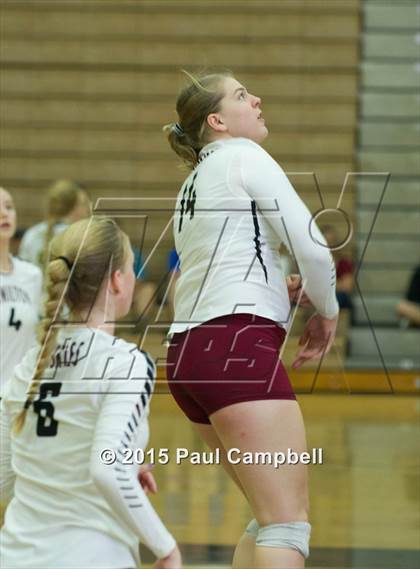 Thumbnail 1 in Hamilton vs Xavier (Gilbert Invitational) photogallery.