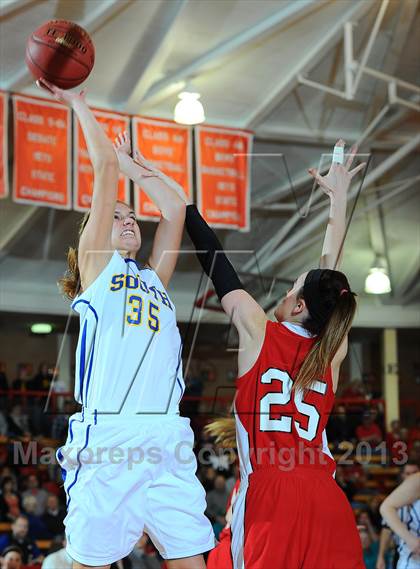 Thumbnail 3 in McPherson vs. Olathe South (Mid America Classic) photogallery.
