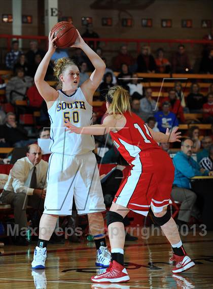 Thumbnail 3 in McPherson vs. Olathe South (Mid America Classic) photogallery.