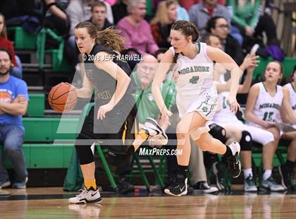 Thumbnail 3 in Garfield @ Mogadore photogallery.