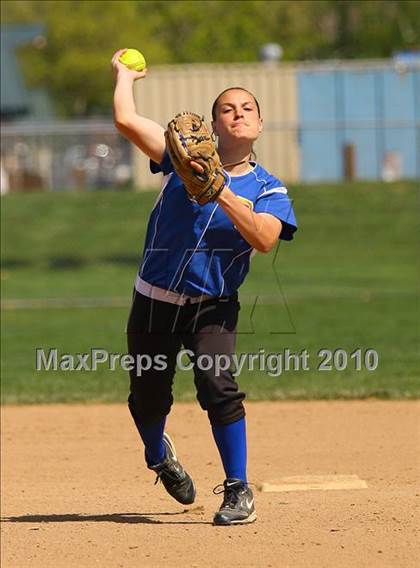 Thumbnail 1 in Vacaville vs. Del Campo photogallery.