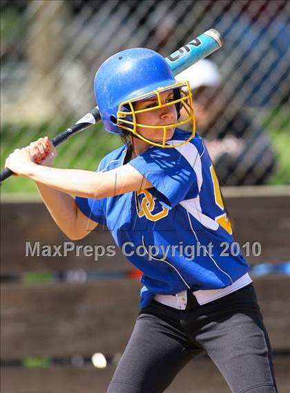 Thumbnail 2 in Vacaville vs. Del Campo photogallery.