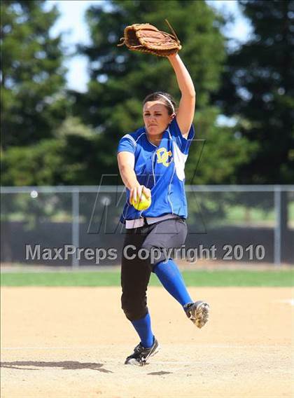 Thumbnail 2 in Vacaville vs. Del Campo photogallery.