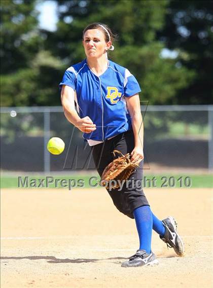 Thumbnail 1 in Vacaville vs. Del Campo photogallery.