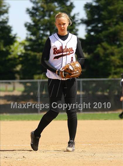 Thumbnail 2 in Vacaville vs. Del Campo photogallery.